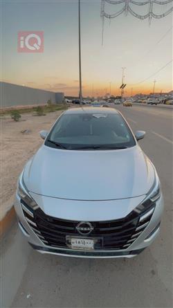 نيسان فيرسا